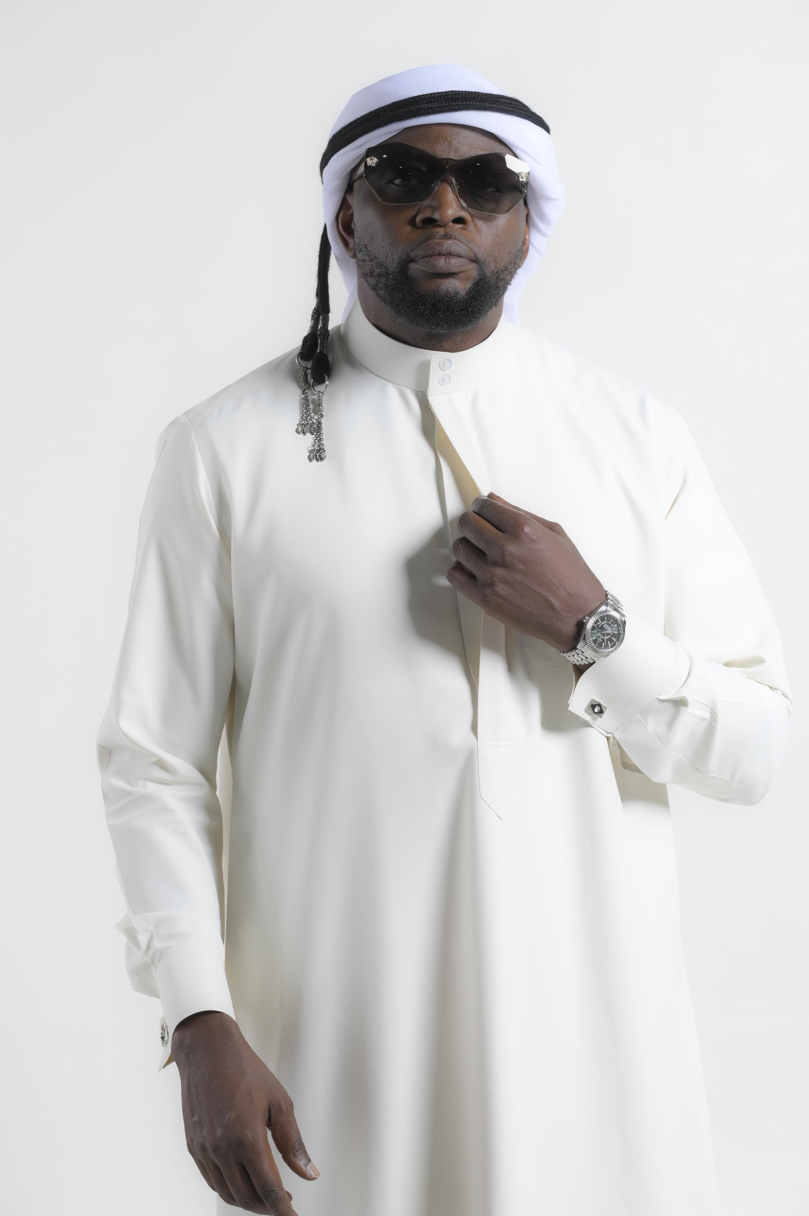 Desert Crown Saudi In Desert Ivory Kandura — 24K | The World’s Most Wanted Kandura